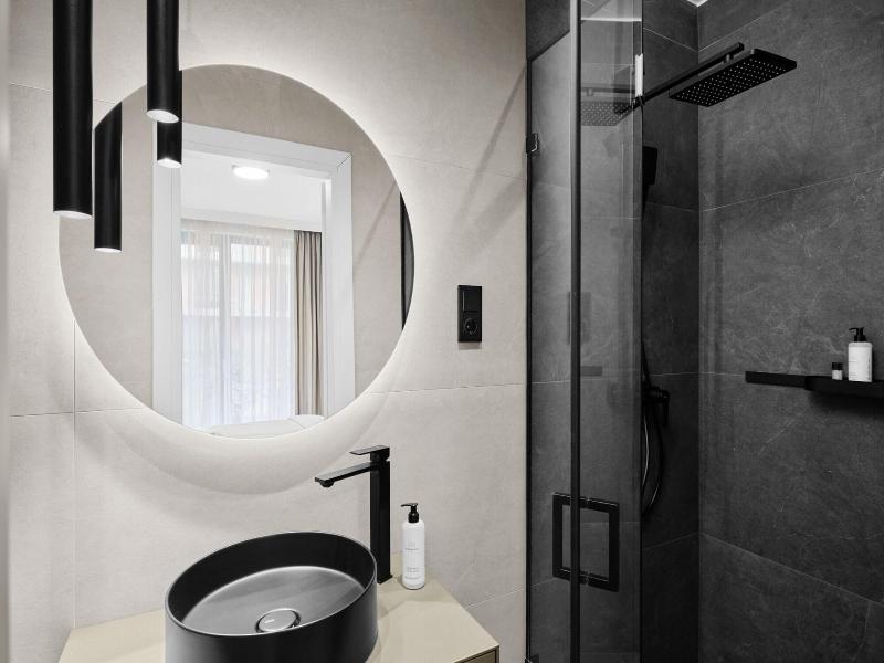 Collect Residence image