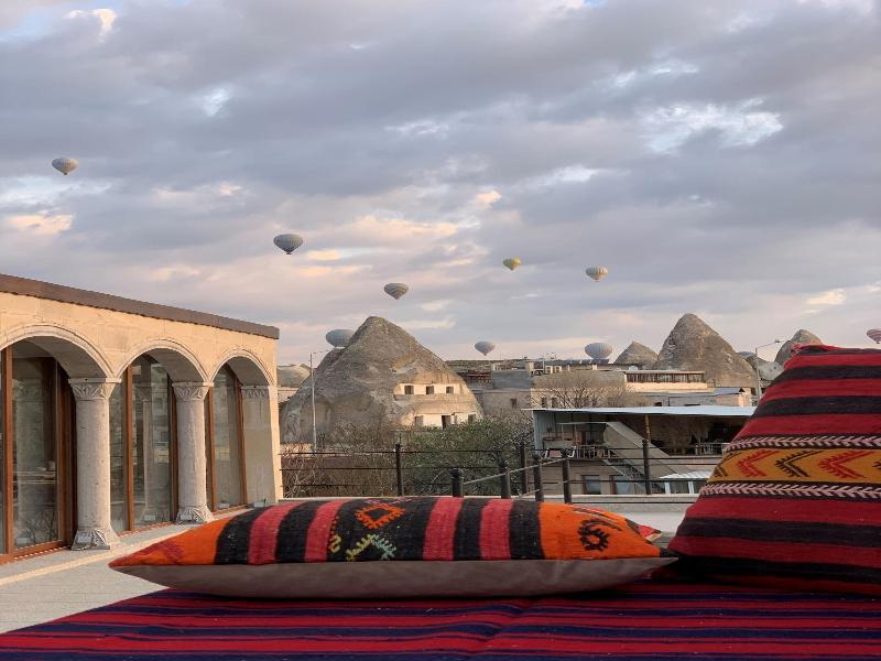Kayra Cave Suites image