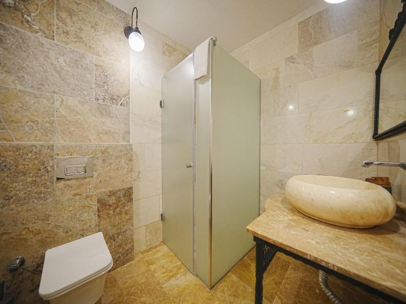 Kayra Cave Suites image