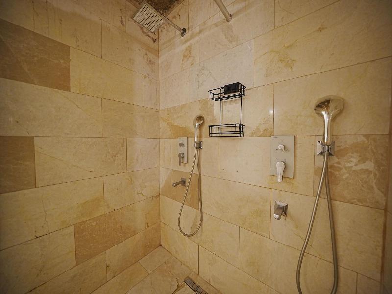 Kayra Cave Suites image