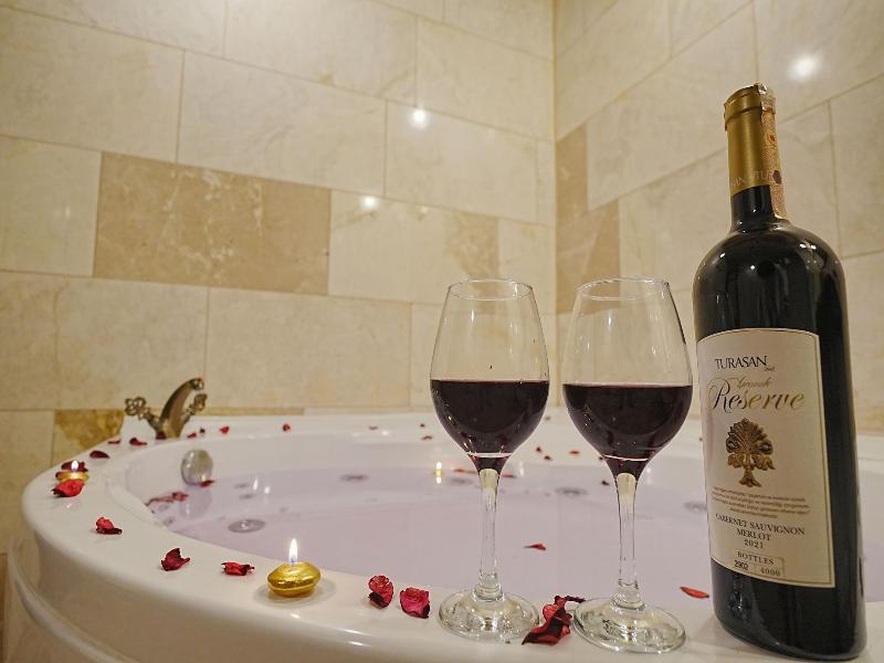 Kayra Cave Suites image