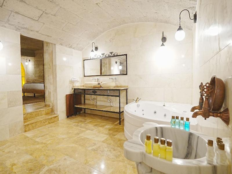 Kayra Cave Suites image