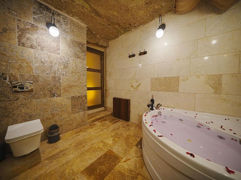 Kayra Cave Suites image