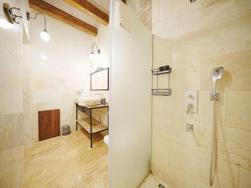 Kayra Cave Suites image