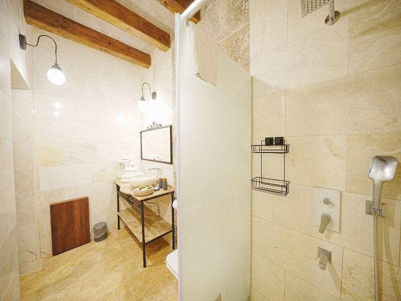 Kayra Cave Suites image