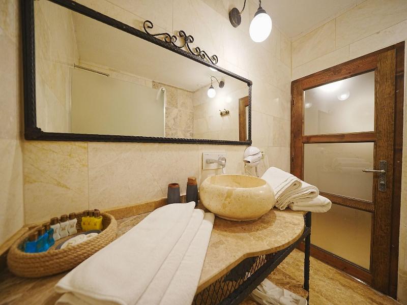 Kayra Cave Suites image