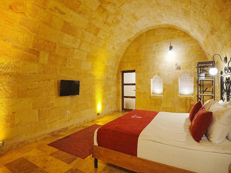 Kayra Cave Suites image