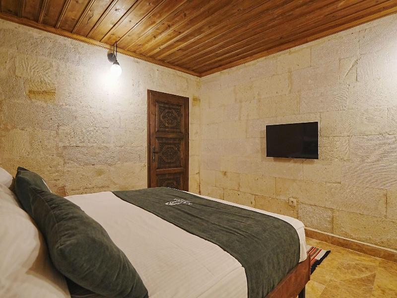 Kayra Cave Suites image