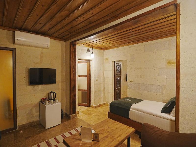 Kayra Cave Suites image