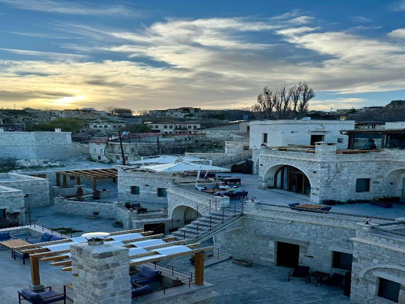 Solem Cave Suites image