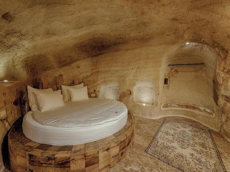 Solem Cave Suites image