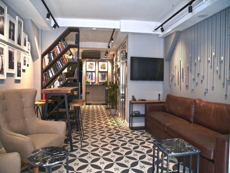 Hotel Bronte image