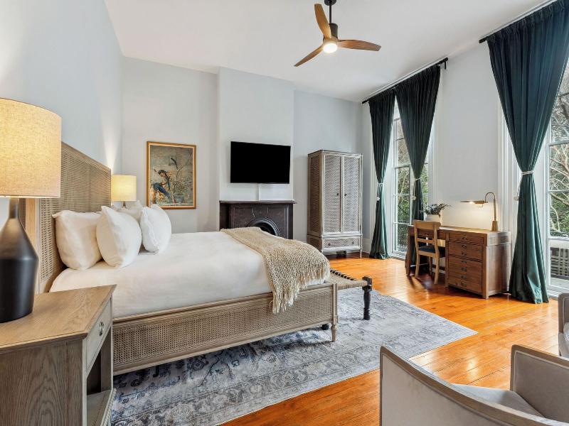 Bellwether House image