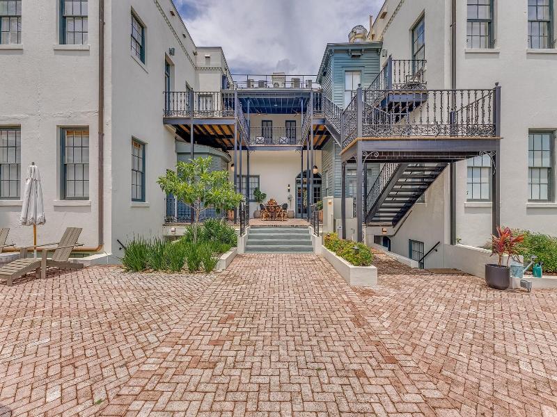 Bellwether House image