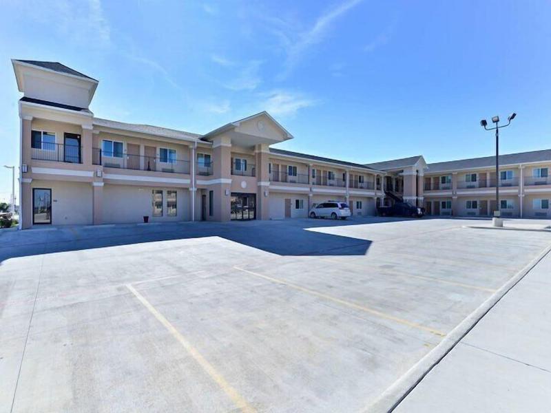 Western Inn Suites, Carrizo Springs