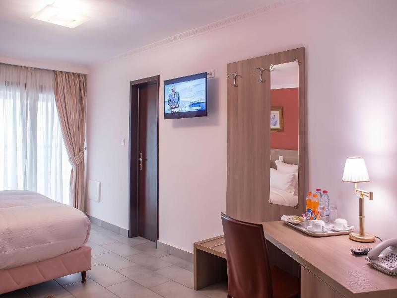 Faya Hotel image
