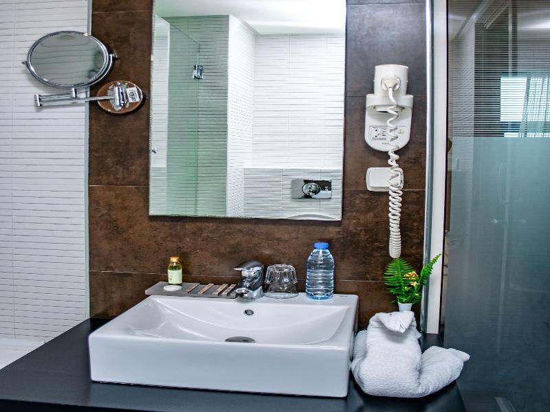 Grand Lancaster Brazzaville image