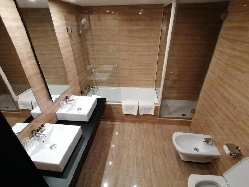 Grand Lancaster Brazzaville image