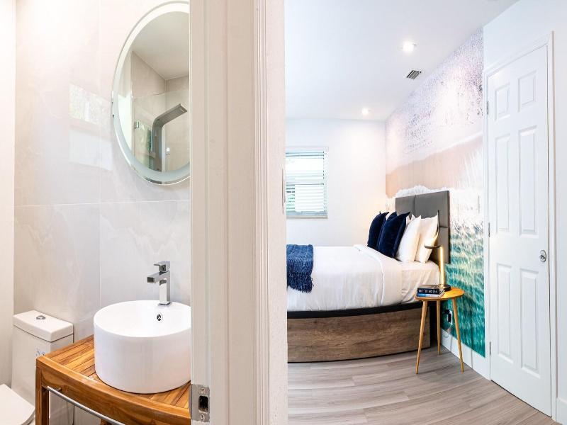 The Lauderdale Boutique Hotel image