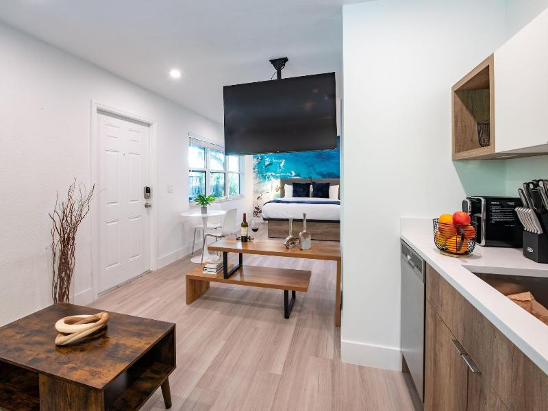 The Lauderdale Boutique Hotel image