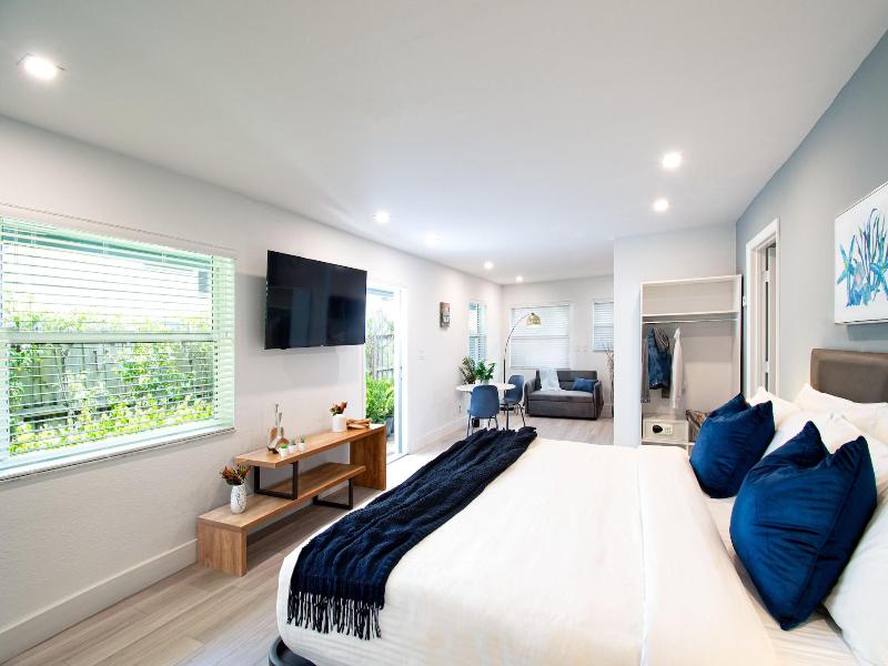 The Lauderdale Boutique Hotel image