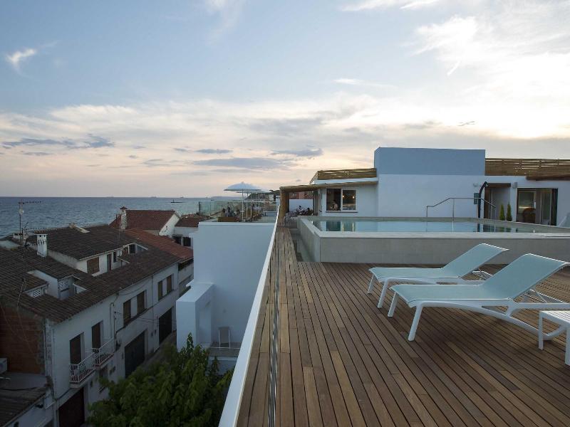 May Altafulla Beach Boutique Hotel image