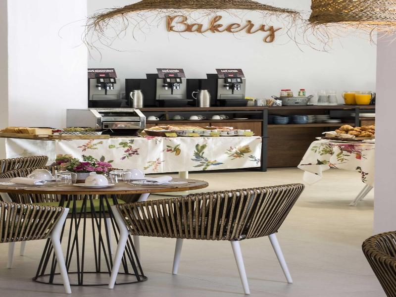 May Altafulla Beach Boutique Hotel image
