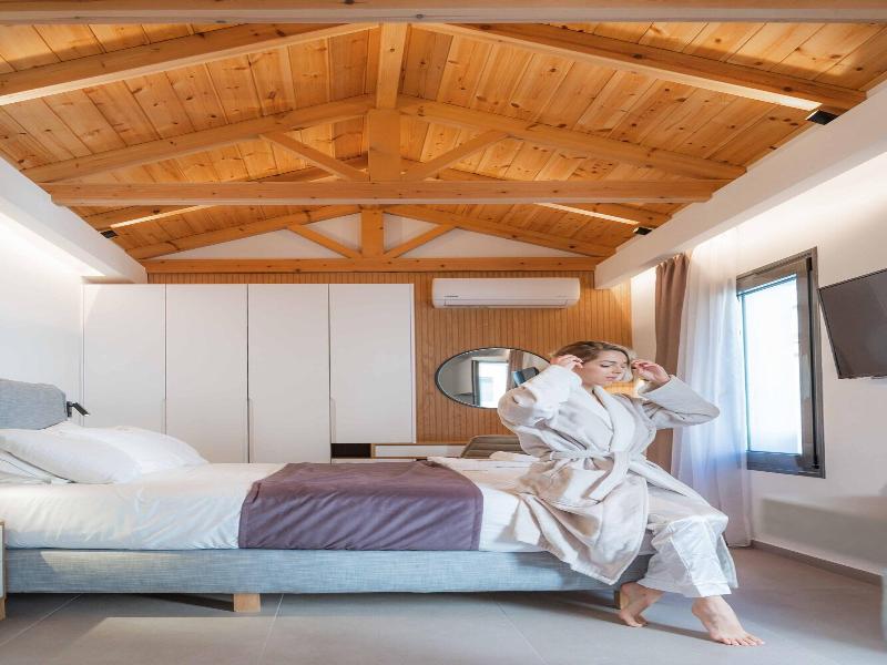 Paleo Suites image