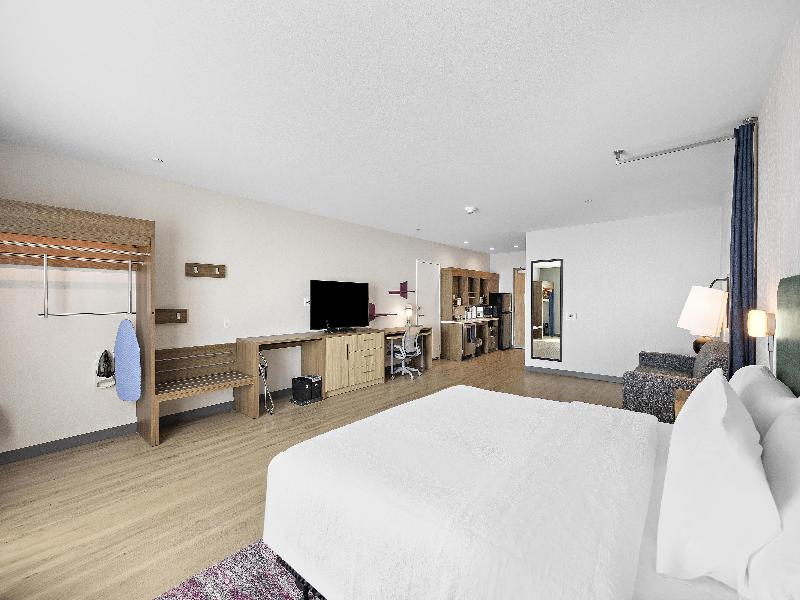 Home2 Suites by Hilton Ontario Airport image