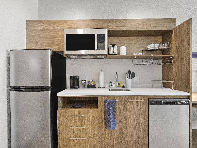 Home2 Suites by Hilton Ontario Airport image