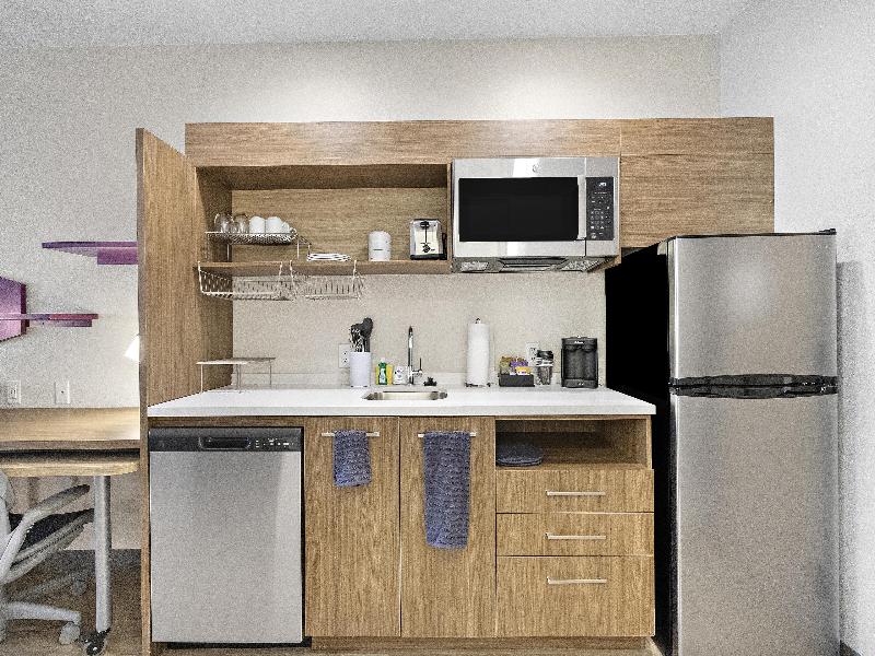 Home2 Suites by Hilton Ontario Airport image