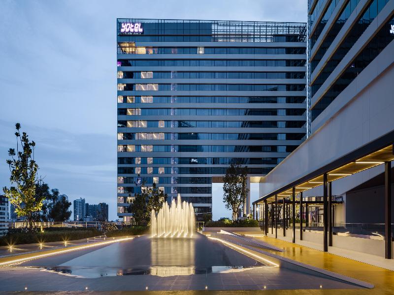 YOTEL Bangkok Sukhumvit, Select by Hilton