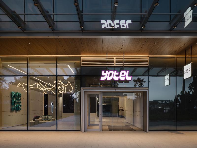 YOTEL Bangkok Sukhumvit, Select by Hilton