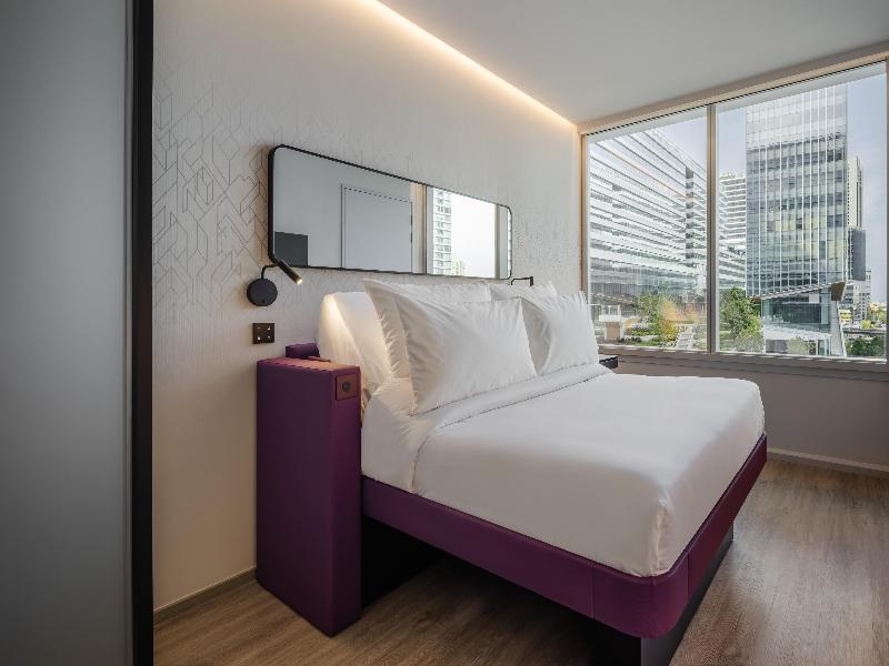 YOTEL Bangkok Sukhumvit, Select by Hilton