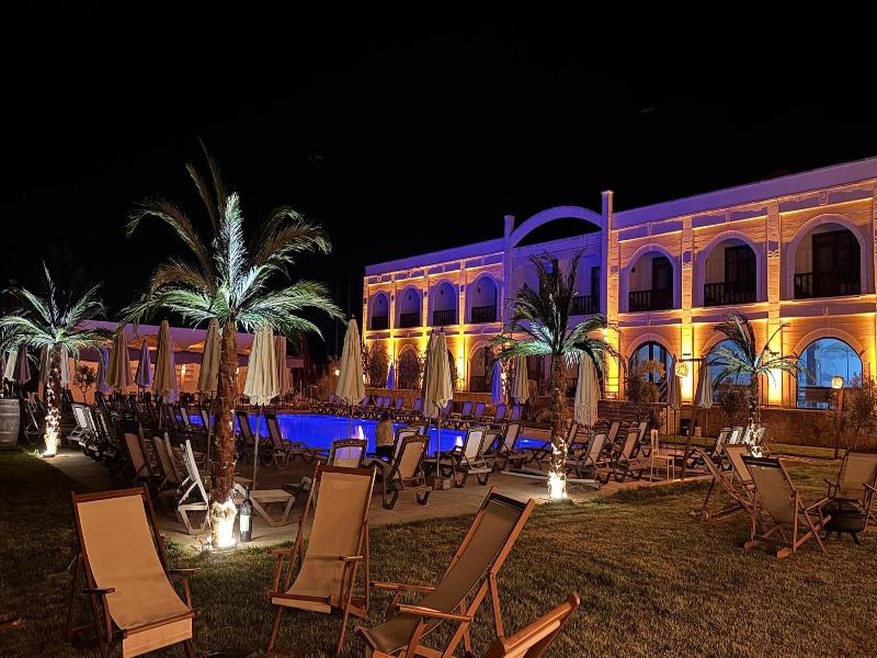 The Rest Port Village Hotel