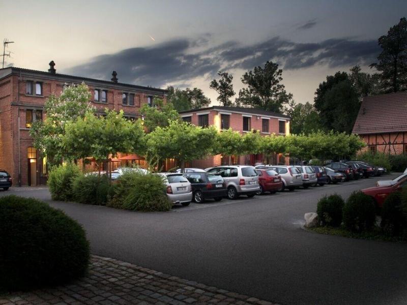 Gerber Park Hotel image