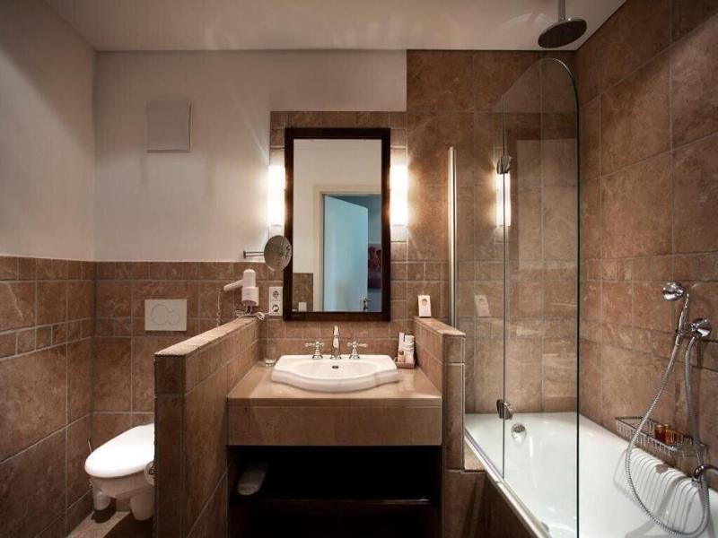 Gerber Park Hotel image