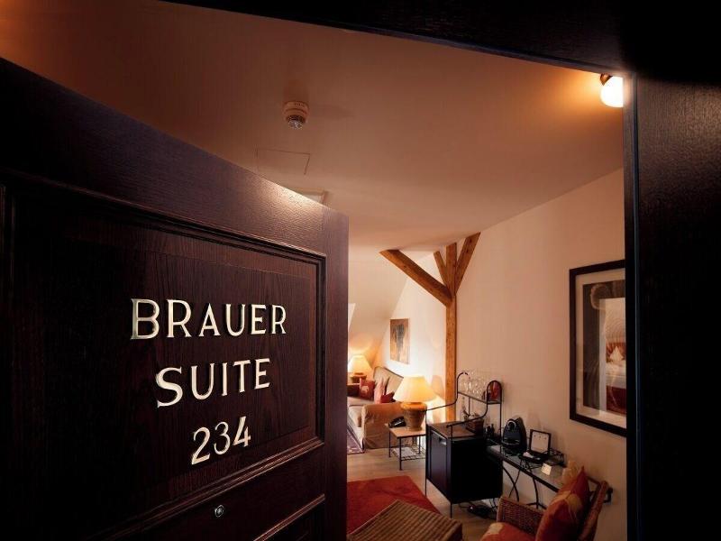 Gerber Park Hotel image