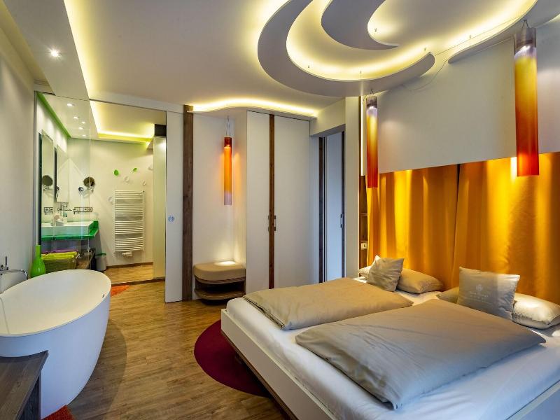 Hotel Freund image