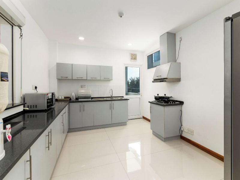 Oceanfront Nilaveli By Icc image