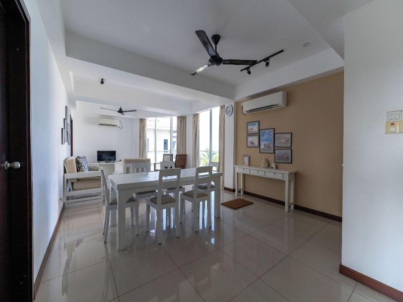 Oceanfront Nilaveli By Icc image