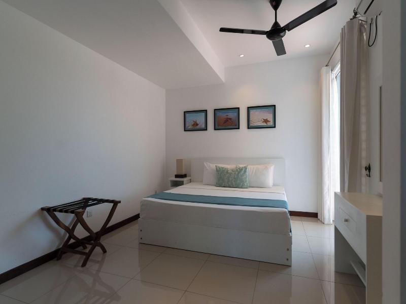 Oceanfront Nilaveli By Icc image