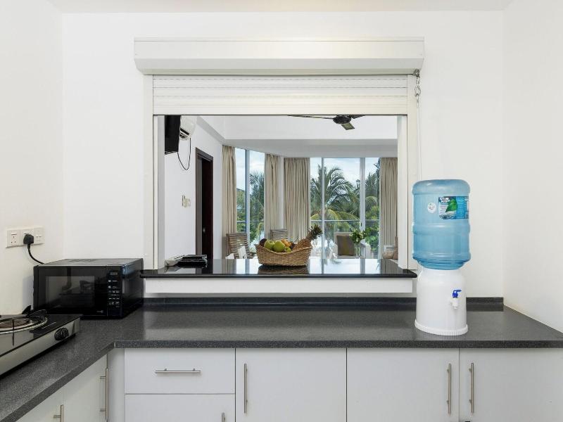 Oceanfront Nilaveli By Icc image