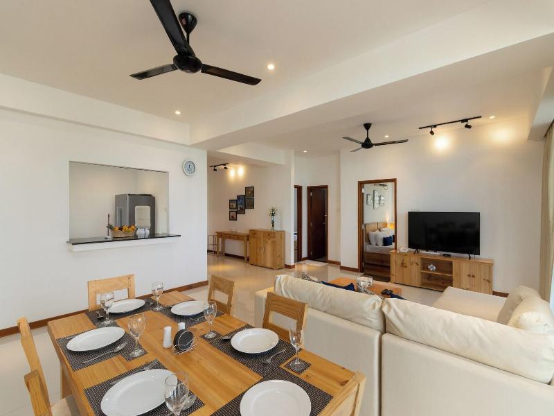 Oceanfront Nilaveli By Icc image