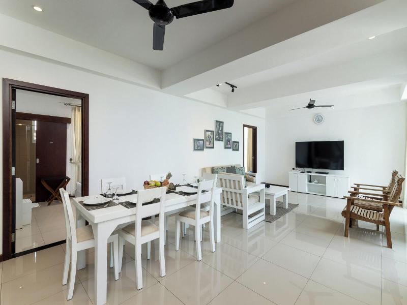 Oceanfront Nilaveli By Icc image
