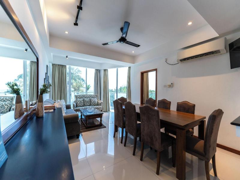 Oceanfront Nilaveli By Icc image