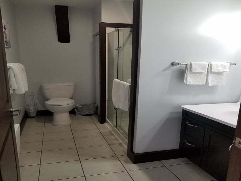 La Digue Suites image