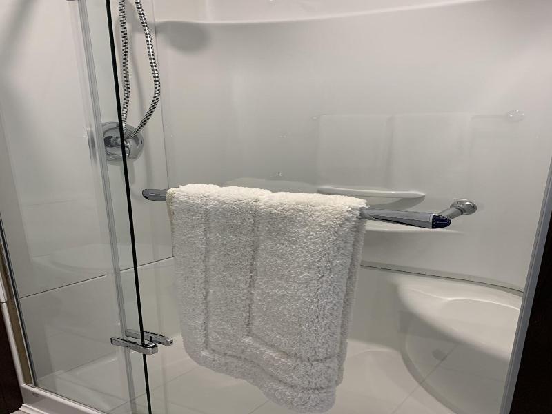 La Digue Suites image
