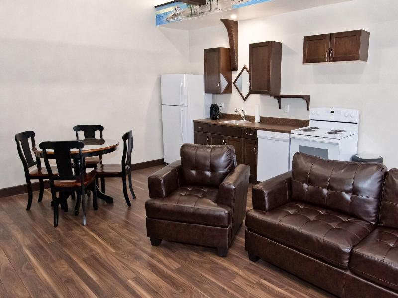 La Digue Suites image