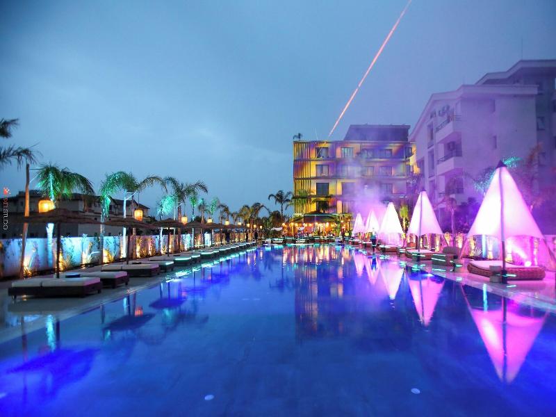 Toyoko Inn Iseshi Eki image